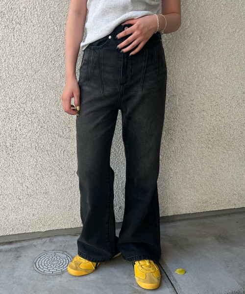shesame(シーセム)の「vintage- ike flare denim(デニムパンツ・レディース・インディゴブルー/ブラック・MEDIUM/LARGE)」の1枚目の写真