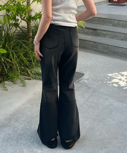 shesame(シーセム)の「vintage- ike flare denim(デニムパンツ・レディース・インディゴブルー/ブラック・MEDIUM/LARGE)」の9枚目の写真