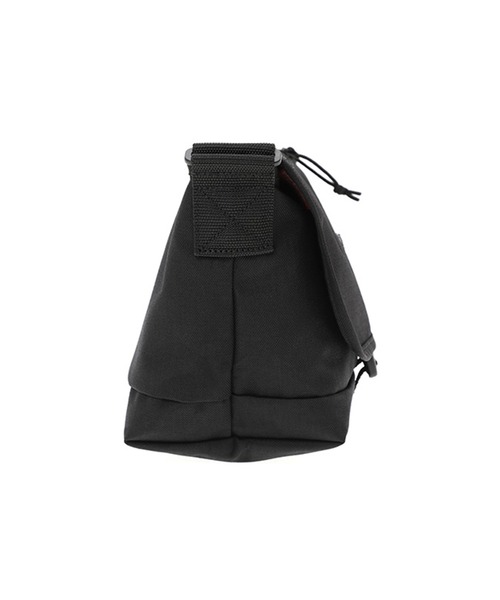 Manhattan Portage(マンハッタンポーテージ)の「Nylon Messenger Bag JR Flap Zipper Pocket Embroidered Patch THRASHER(メッセンジャーバッグ・メンズ・ブラック・SMALL)」の9枚目の写真