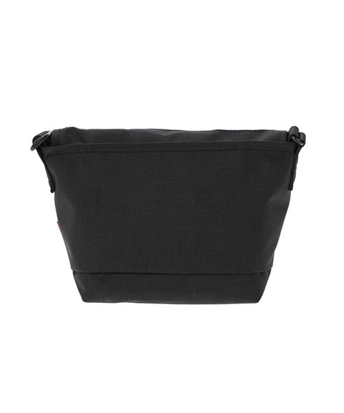 Manhattan Portage(マンハッタンポーテージ)の「Nylon Messenger Bag JR Flap Zipper Pocket Embroidered Patch THRASHER(メッセンジャーバッグ・メンズ・ブラック・SMALL)」の8枚目の写真