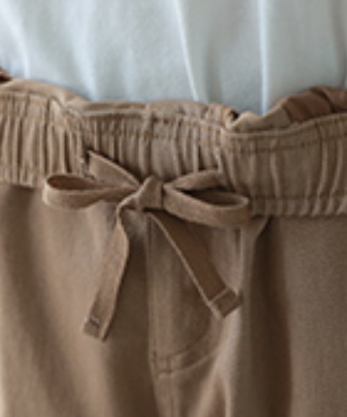 HUG.U（ハグユー）の「くしゅゆるエアリーパンツ（チノパンツ・レディース・アイボリー/オリーブ/ブラック/ダークブルー/モカ/アッシュグレー・XL/M/S/L）」の20枚目の写真