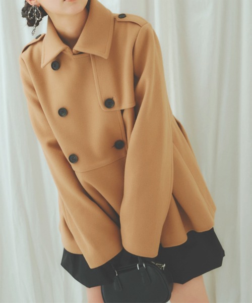 プリーツ切替ペプラムダブルボタンコート（ダウンジャケット/コート