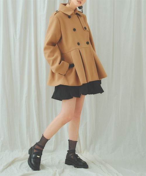 プリーツ切替ペプラムダブルボタンコート（ダウンジャケット/コート