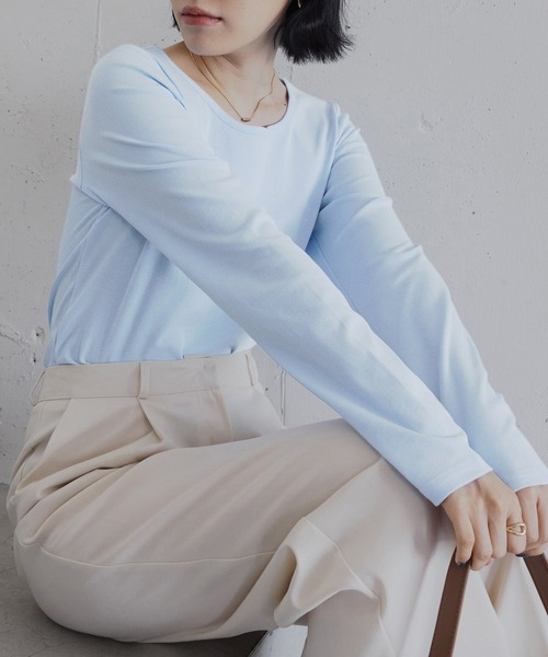 CHAN ME(チャンミ)の「【新色追加】ラウンドネックTシャツ(Tシャツ/カットソー・レディース・グレー/チャコールグレー/ブルー/ブラック/ホワイト/ピンク/グリーン系/ネイビー/オレンジ/ブラウン/チャコール・MEDIUM/LARGE/X-LARGE)」の9枚目の写真