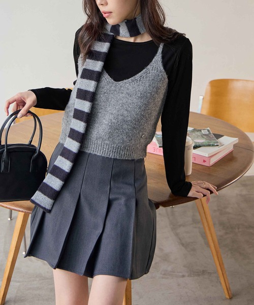 CHAN ME(チャンミ)の「【新色追加】ラウンドネックTシャツ(Tシャツ/カットソー・レディース・グレー/チャコールグレー/ブルー/ブラック/ホワイト/ピンク/グリーン系/ネイビー/オレンジ/ブラウン/チャコール・MEDIUM/LARGE/X-LARGE)」の2枚目の写真