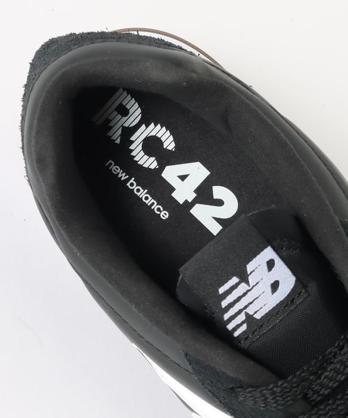 NEW BALANCE（ニューバランス）の「NEW BALANCE / ニューバランス URC42（スニーカー・メンズ・ブラック・26cm/28cm/27cm）」の2枚目の写真