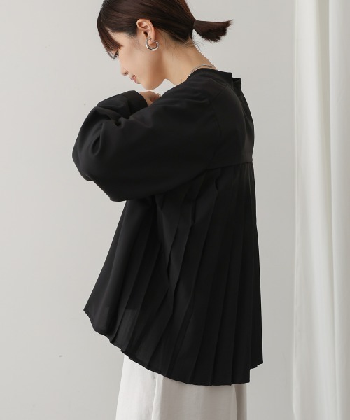 Bou Jeloud（ブージュルード）の「バックプリーツジップブルゾン（ブルゾン・レディース・ブラック/ベージュ・38）」の9枚目の写真