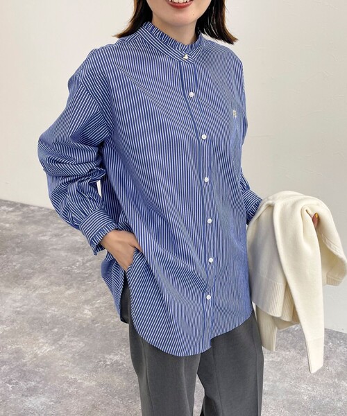 fredy emue(フレディエミュ)の「FR刺繍バンドカラーフリルブラウス(シャツ/ブラウス・レディース・オフホワイト/ブルー系その他/ベージュ/ブラック系その他・38)」の18枚目の写真