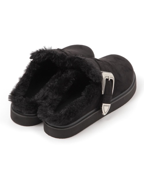 BAYFLOW（ベイフロー）の「[撥水機能付き]メタルバックルファークロッグ（スリッポン・レディース・ベージュ/ブラック・MEDIUM/LARGE）」の6枚目の写真