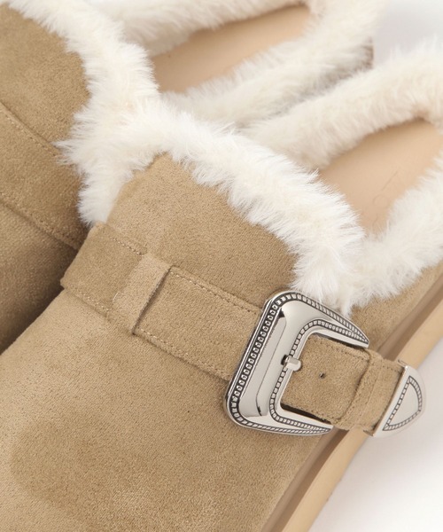 BAYFLOW（ベイフロー）の「[撥水機能付き]メタルバックルファークロッグ（スリッポン・レディース・ベージュ/ブラック・MEDIUM/LARGE）」の12枚目の写真