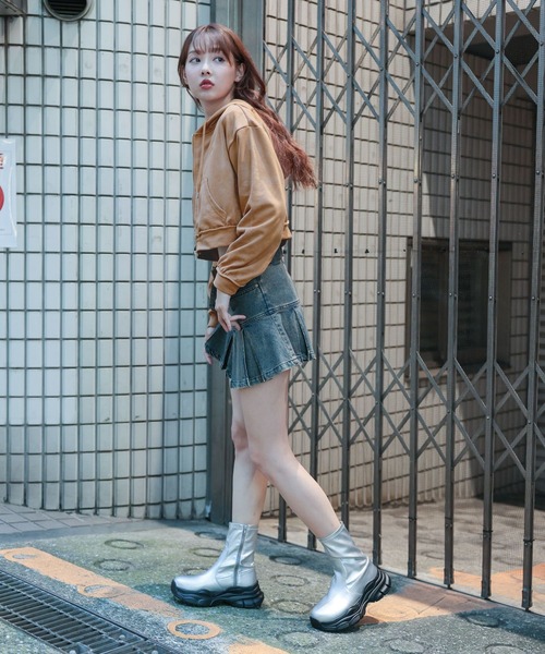 3.3 Field Trip (3.3フィールドトリップ)の「【セットアップ対応】3.3 Field Trip/ピグメントZIPフーディー(ウラケ)(パーカー・レディース・ライトグレー/ブラウン・FREE)」の5枚目の写真