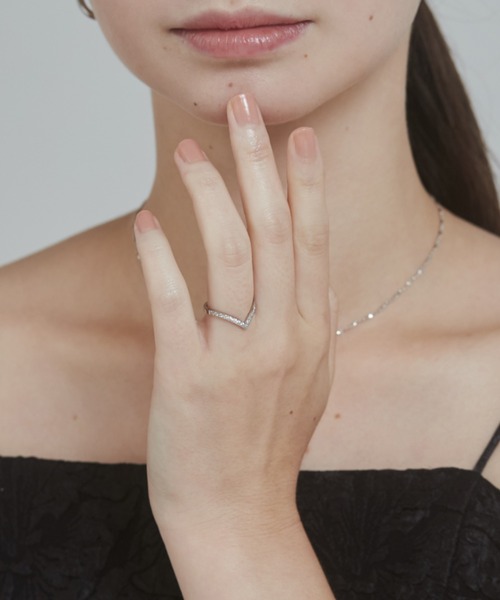 ciite' surgical stainless（シーテサージカルステンレス）の「【 金属アレルギー対応 】 ビジューVモチーフリング サージカルステンレス（リング・レディース・ゴールド/シルバー・11号/13号/9号/7号/15号）」の18枚目の写真