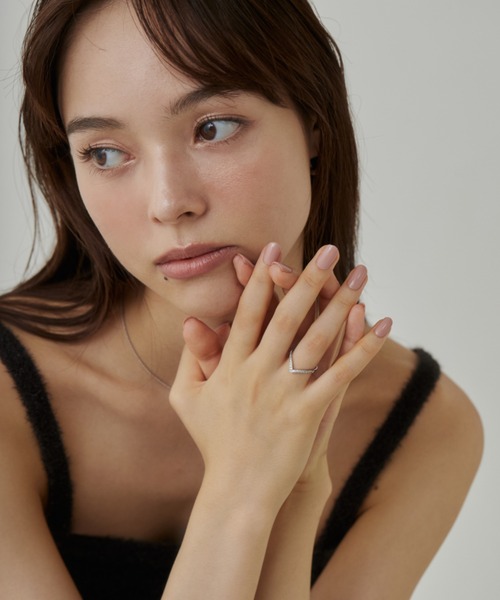 ciite' surgical stainless（シーテサージカルステンレス）の「【 金属アレルギー対応 】 ビジューVモチーフリング サージカルステンレス（リング・レディース・ゴールド/シルバー・11号/13号/9号/7号/15号）」の11枚目の写真