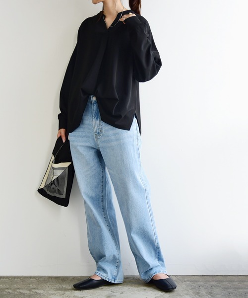 and it_(アンドイット)の「デニムストレートパンツ(デニムパンツ・レディース・ブルー・S/M/L)」の2枚目の写真