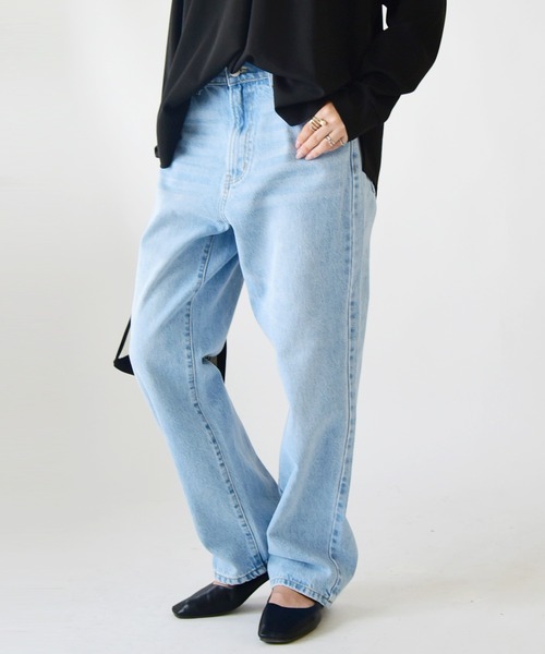 and it_(アンドイット)の「デニムストレートパンツ(デニムパンツ・レディース・ブルー・S/M/L)」の3枚目の写真