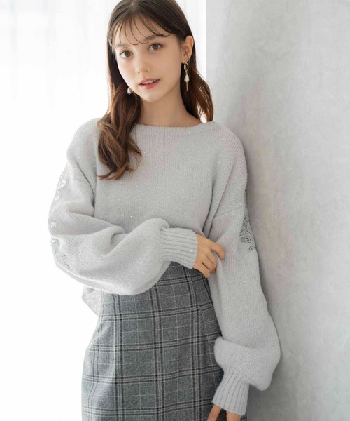 NOELA(ノエラ)の「スパンコール刺繍ニット(ニット/セーター・レディース・ライトグレー/ピンク/オフホワイト・フリー)」の3枚目の写真