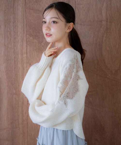 NOELA(ノエラ)の「スパンコール刺繍ニット(ニット/セーター・レディース・ライトグレー/ピンク/オフホワイト・フリー)」の5枚目の写真