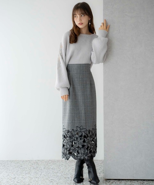 NOELA(ノエラ)の「スパンコール刺繍ニット(ニット/セーター・レディース・ライトグレー/ピンク/オフホワイト・フリー)」の16枚目の写真