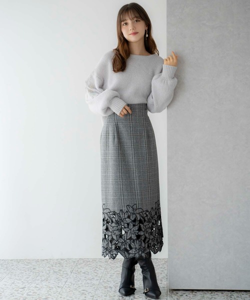 NOELA(ノエラ)の「スパンコール刺繍ニット(ニット/セーター・レディース・ライトグレー/ピンク/オフホワイト・フリー)」の17枚目の写真