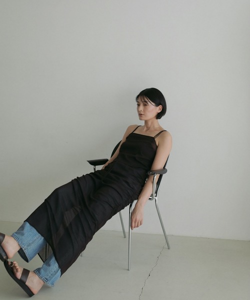 anuke(アンヌーク)の「Backopen Tulle Camisole(キャミソール・レディース・ブラウン/クリーム・FREE)」の3枚目の写真