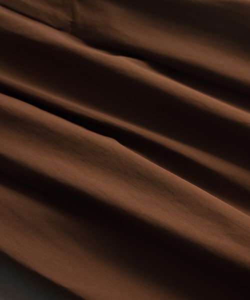 remer（リメール）の「loose soft chino buggy wide PT / ルーズソフトチノバギーワイドパンツ（チノパンツ・メンズ・テラコッタ/ブラック/グレイッシュベージュ・MEDIUM/SMALL/LARGE/X-SMALL）」の5枚目の写真