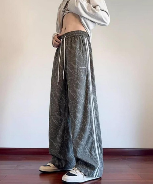 MGV(エムジーヴィー)の「サイドライン総柄ワイドパンツ(その他パンツ・メンズ・ブラック/グリーン/ピンク・MEDIUM/LARGE/X-LARGE)」の11枚目の写真