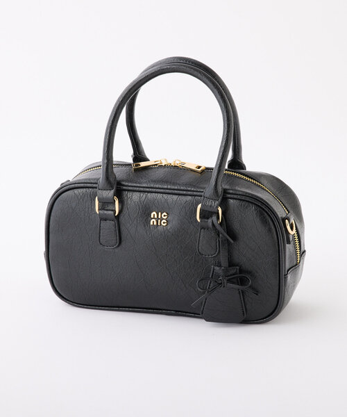 セール】【収納力◎】キーチャーム付きスクエアボストンバッグ