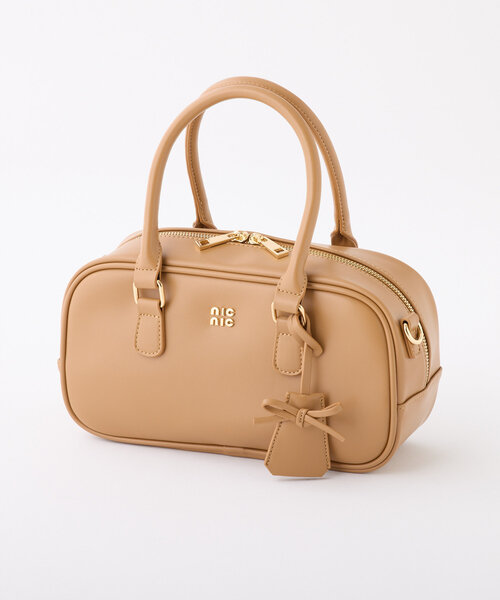 セール】【収納力◎】キーチャーム付きスクエアボストンバッグ