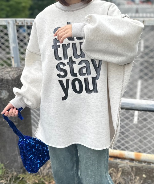 新品 SATUR メランジアイボリー スウェット L 新品 SATUR メランジアイボリー スウェット L
