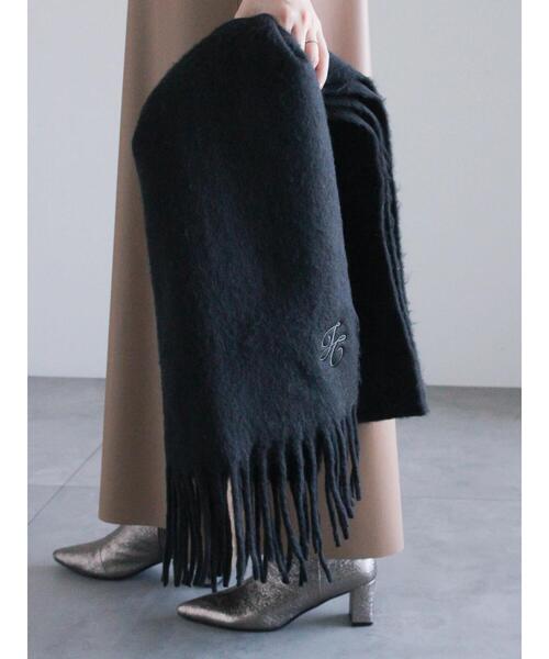 Te chichi(テチチ)の「ワンポイント刺繍マフラー(ストール/ショール・レディース・オフホワイト/グレー/ブラック/ミント・F)」の3枚目の写真