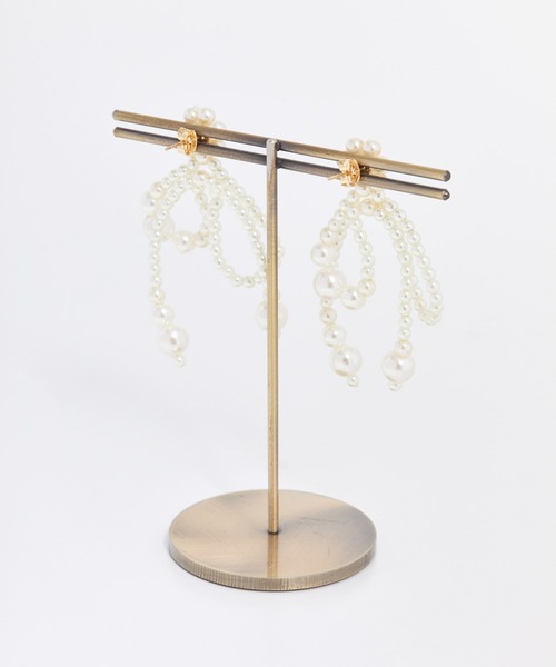 NOELA（ノエラ）の「パールリボンピアス（ピアス（両耳用）・レディース・オフホワイト・フリー）」の2枚目の写真