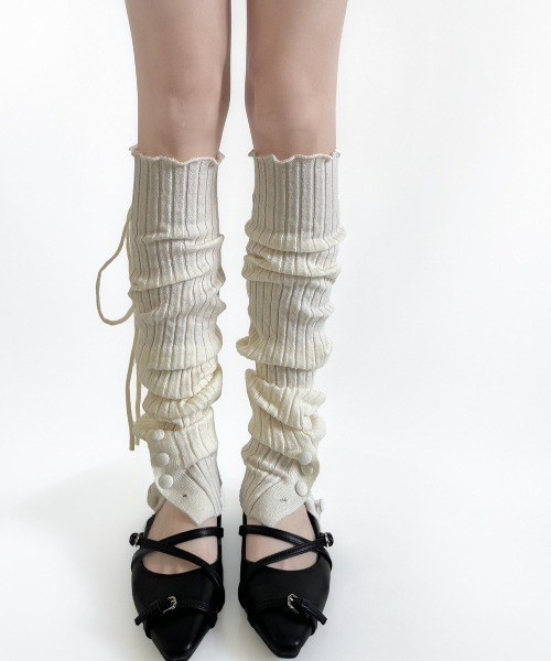 almo（アルモ）の「【LAMPOON】メロウリブボタン付きレッグウォーマー（レッグウォーマー・レディース・ホワイト/ブラック/ベージュ/グレー・FREE）」の9枚目の写真