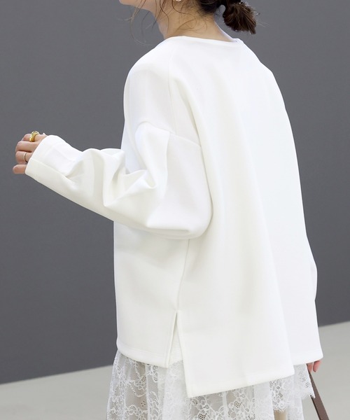 Aletta vita(アレッタビータ)の「ダンボール袖タックボートネックプルオーバー(Tシャツ/カットソー・レディース・オフホワイト/ブラック/ベージュ・FREE)」の17枚目の写真