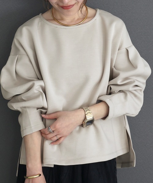 Aletta vita(アレッタビータ)の「ダンボール袖タックボートネックプルオーバー(Tシャツ/カットソー・レディース・オフホワイト/ブラック/ベージュ・FREE)」の12枚目の写真