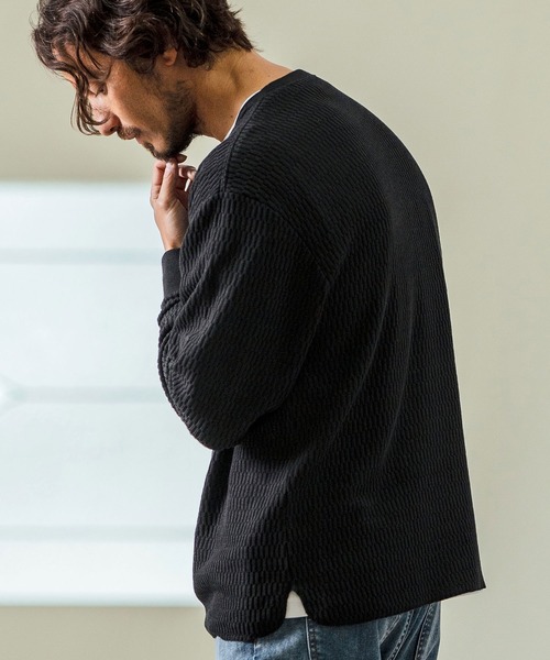 Magine（マージン）の「mlt5066- Honeycomb Fabric Long Sleeve Pullover ニットソー（Tシャツ/カットソー・メンズ・チャコール/ホワイト/ブラック・44/46/48）」の5枚目の写真