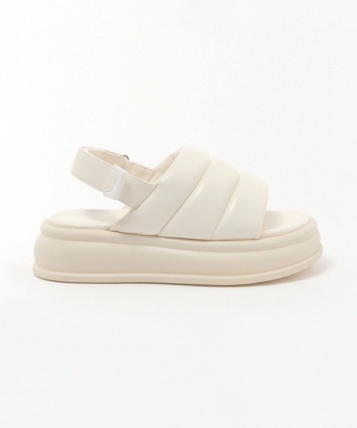 repipi armario（レピピ アルマリオ）の「パフィーサンダル（サンダル・キッズ・アイボリー/その他・SMALL/LARGE/MEDIUM）」の11枚目の写真