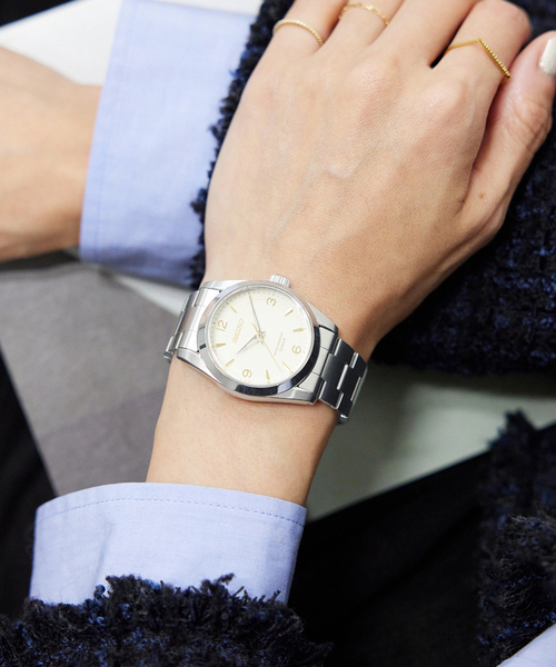 IENA（イエナ）の「《WEB限定/追加5》SEIKO Exclusive HIROB*IENA(ivory)（アナログ腕時計・レディース・シルバー・FREE）」の5枚目の写真