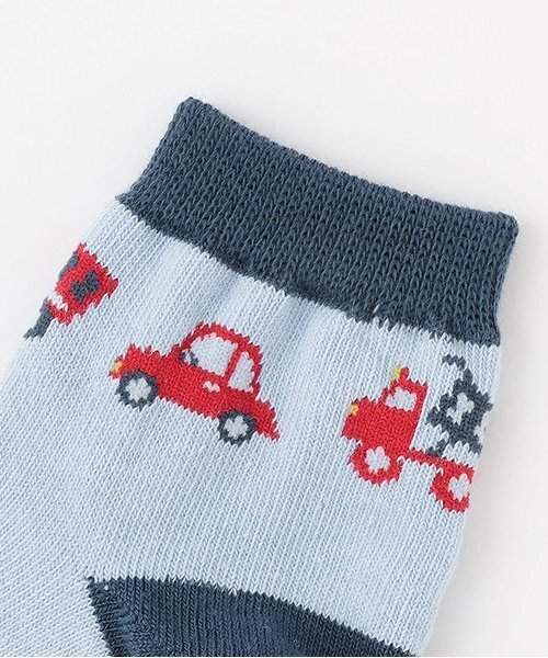 sense of wonder（センスオブワンダー）の「クルマ柄クルーソックス（ソックス/靴下・キッズ・オフホワイト/ブルー・9-11cm/11-13cm/13-15cm/15-17cm/17-19cm）」の3枚目の写真