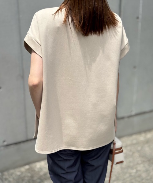 ライトダンボールサイドスリットキーネックプルオーバー（Tシャツ