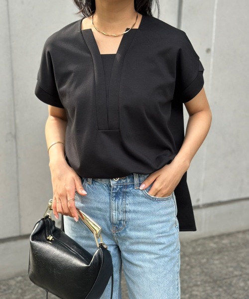 Emma Taylor(エマテイラー)の「ライトダンボールサイドスリットキーネックプルオーバー(Tシャツ/カットソー・レディース・ライトベージュ/ブラック/ホワイト・FREE)」の14枚目の写真