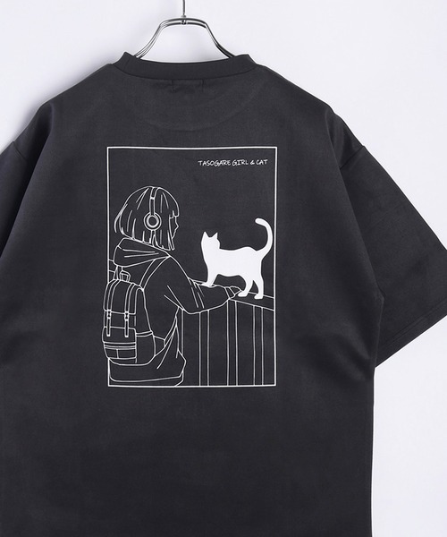 WESTSEA(ウエストシー)の「TASOGARE GIRL & CAT フェイクスエード オーバーサイズ 半袖カットソー(Tシャツ/カットソー・メンズ・オフホワイト/グレー/チャコールグレー/グレー系その他/チャコール/ホワイト系その他・M/L)」の2枚目の写真