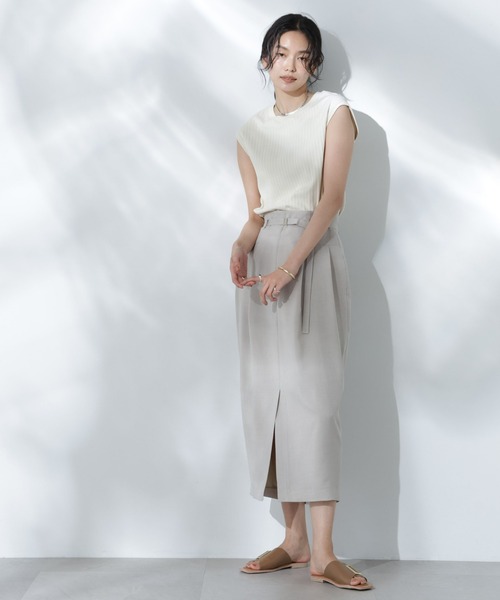 NANO universe（ナノユニバース）の「Anti Soaked(R) 汗染み防止リブノースリーブTシャツ（セットアップ可）（Tシャツ/カットソー・レディース・ブラック/カーキ/アイボリー/チャコール・S/M）」の5枚目の写真