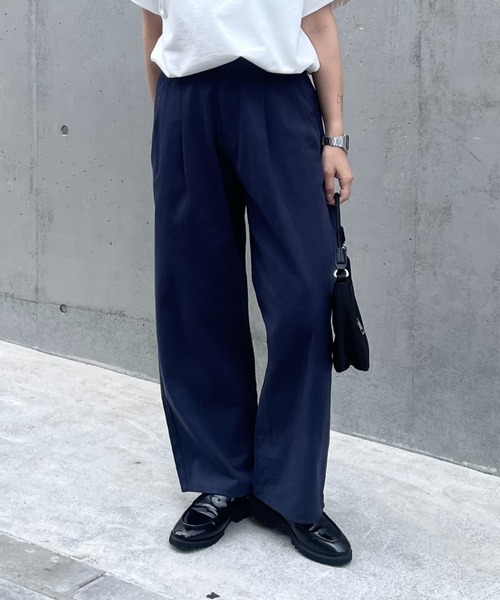 COLONY 2139（コロニートゥーワンスリーナイン）の「2タックコットンツイルストレートパンツ（その他パンツ・レディース・ネイビー/アイボリー/ブラック・MEDIUM/SMALL）」の3枚目の写真