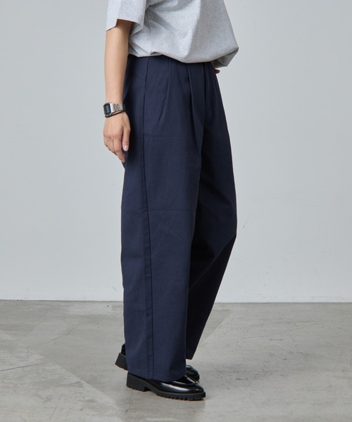 COLONY 2139（コロニートゥーワンスリーナイン）の「2タックコットンツイルストレートパンツ（その他パンツ・レディース・ネイビー/アイボリー/ブラック・MEDIUM/SMALL）」の13枚目の写真