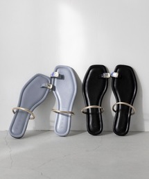 menue（メヌエ）の「サムリング モチーフ フラットサンダル（サンダル）」