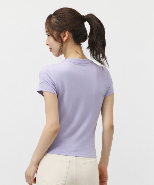 NIKE（ナイキ）の「ナイキ NIKE ナイキ  NSW チル ニット MD クロップ S/S Tシャツ OP（Tシャツ/カットソー・レディース・ホワイト/ダークグレー/ライラック・S/M/L）」の11枚目の写真