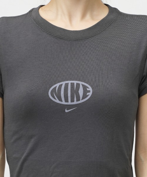 NIKE（ナイキ）の「ナイキ NIKE ナイキ  NSW チル ニット MD クロップ S/S Tシャツ OP（Tシャツ/カットソー・レディース・ホワイト/ダークグレー/ライラック・S/M/L）」の6枚目の写真