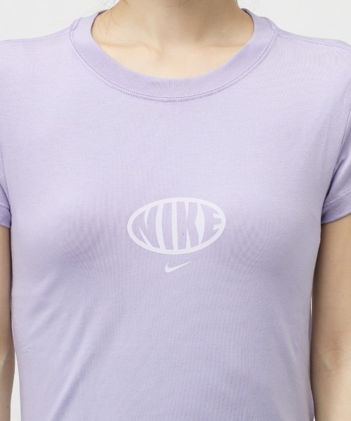 NIKE（ナイキ）の「ナイキ NIKE ナイキ  NSW チル ニット MD クロップ S/S Tシャツ OP（Tシャツ/カットソー・レディース・ホワイト/ダークグレー/ライラック・S/M/L）」の7枚目の写真