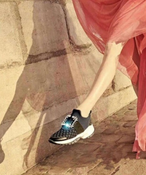 A.I(エーアイ)の「ビジュー付きジュエリースリッポンスニーカー(スニーカー・レディース・ブラック/ホワイト/シルバー・23.5/23/24.5/24/22.5)」の20枚目の写真