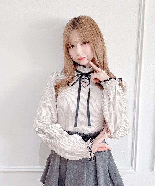 MA*RS(アメーバーマーズ)の「ワントーンハートくり抜きテレコトップス(Tシャツ/カットソー・レディース・ピンク/ホワイト/ブラック/ブラック×ホワイト/ブラック×ブラック/ホワイト×ホワイト/ピンク系その他/グレー・FREE)」の8枚目の写真